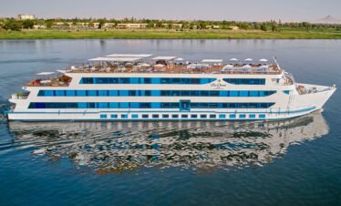Deluxe 4 Nights Nile Cruise from Luxor to Aswan